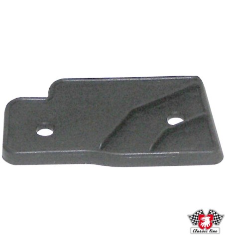Wedge seal, top at post, left