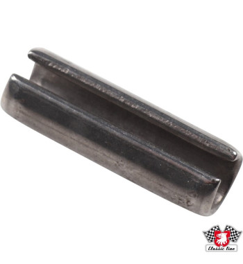 Zawleczka docisku sprzęgła 6x18 mm, potrzebne 3 szt.
