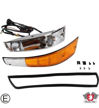 Indicator with black rim, front, complete with metal housing, with E-mark, right