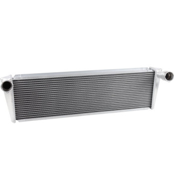Chłodnica, 608x168x44 mm, środek. Wykonany z aluminium i plastiku