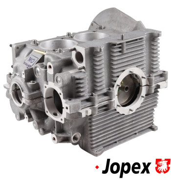 New universal engine case, magnesium alloy AS41, with 8 mm steel case savers. Includes oil pick up tube
