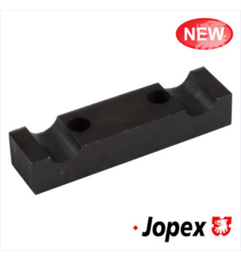 Clamping piece for front gearbox mount