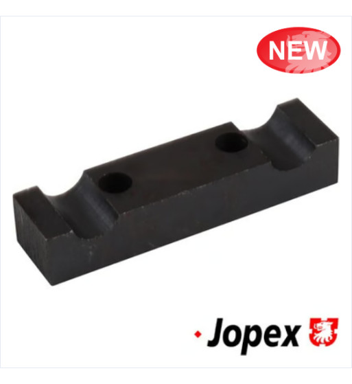 Clamping piece for front gearbox mount