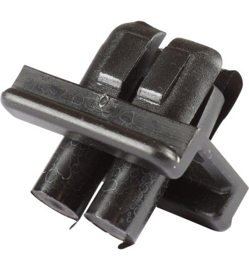 Clip for bumper mounting, front