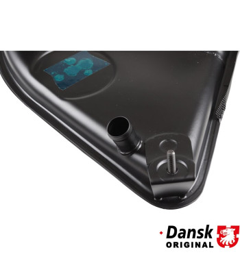 Oil tank without hole for oil level sender