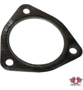 Gasket between heat exchanger and exhaust rear