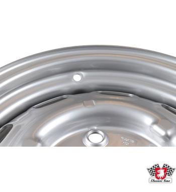 Painted steel wheel, silvergrey, 6x15", 5 holes, ET36, OE design