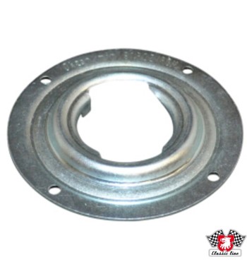 Retainer for the fuel cap, gasoline