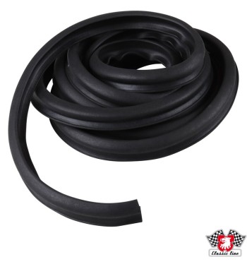 Seal for bonnet
